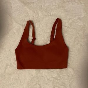Lululemon in alignment bra sz 4